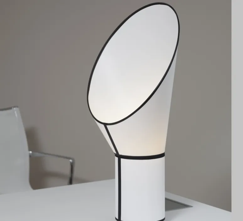 Lampe*DesignHeure Lampe à poser, Petit Cargo, , H67cm - blanc, noir