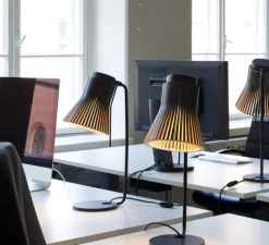 Lampe à poser, Petite 4620, noir, LED, L20cm, H56cm - Secto Design