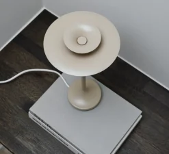 Lampe|Enfants*Belid Lampe à poser, Picasso, , Ø18cm, H34,8cm - nougat