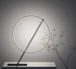 Lampe*KDLN Lampe à poser, Poise, , LED, dim, 2700k, 1050 lm, Ø48,5cm, H109cm - noir et blanc