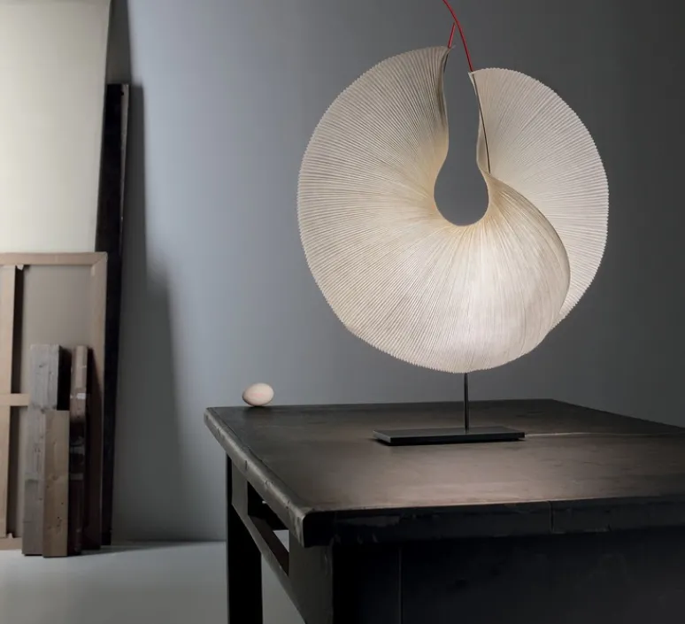 Lampe*Ingo Maurer Lampe à poser, The MaMo Nouchies, Yoruba Rose, blanc, Ø50cm, H60cm - beige