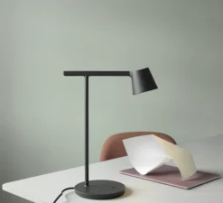 Lampe*Muuto Lampe à poser, Tip, , LED, L16cm, H40cm - noir