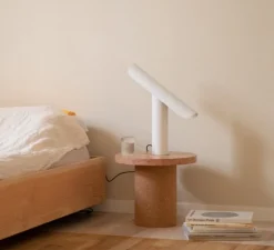 Lampe*Frama Lampe à poser, t-lamp, , L40cm, H33cm - blanc