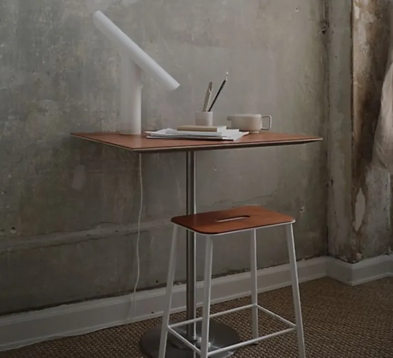 Lampe*Frama Lampe à poser, t-lamp, , L40cm, H33cm - blanc