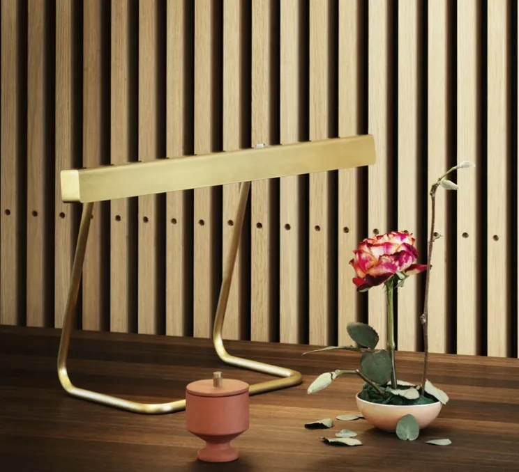 Lampe à poser, T-Model, laiton brossé, LED, dim, 2700K, 1185 lm, L50cm, H30cm - Anour