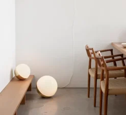 Lampe à poser, VL Studio, laiton brossé, Ø25cm, H24,5cm - Louis Poulsen