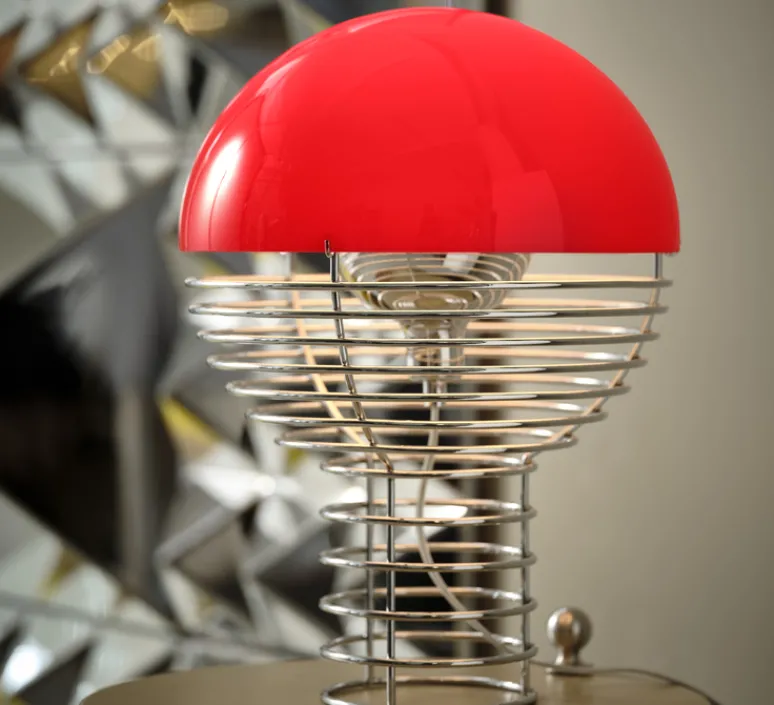 Lampe*Verpan Lampe à poser, Wire, , Ø30cm, H42cm - rouge, chrome