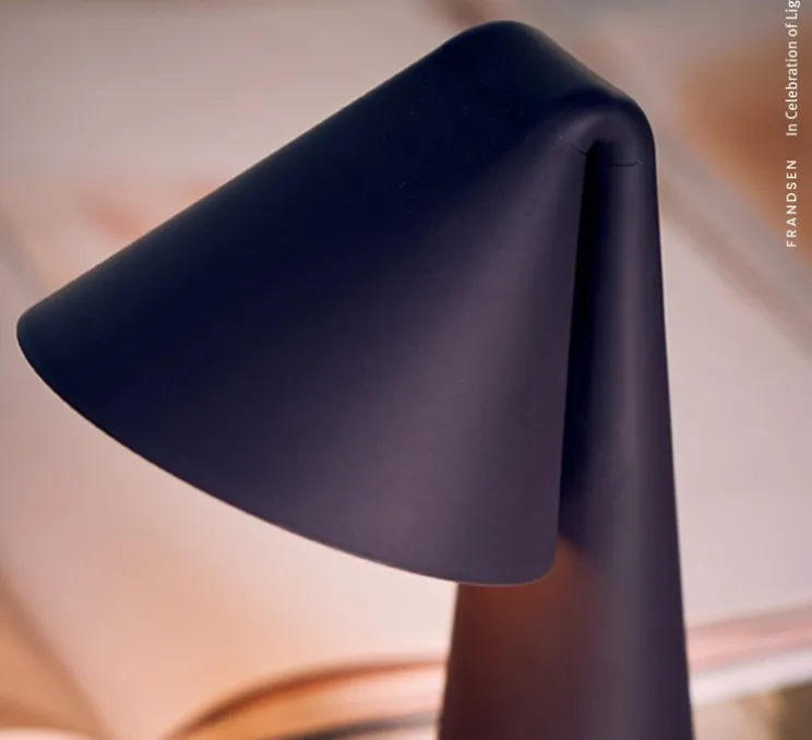 Lampe, Baladeuse, Ami, argile chocolat, IP44, LED, dim, 2700K, 30-75-150 lm, Ø9cm, H31,6cm - Frandsen