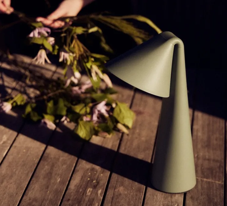 Lampe, Baladeuse, Ami, vert sauge, IP44, LED, dim, 2700K, 30-75-150 lm, Ø9cm, H31,6cm - Frandsen