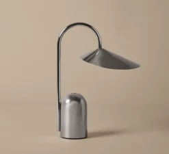 Enfants|Lampe*Ferm Living Lampe, Baladeuse, Arum, , IP44, LED, dim, 2700K, 240 lm, Ø7cm, H30cm- Acier