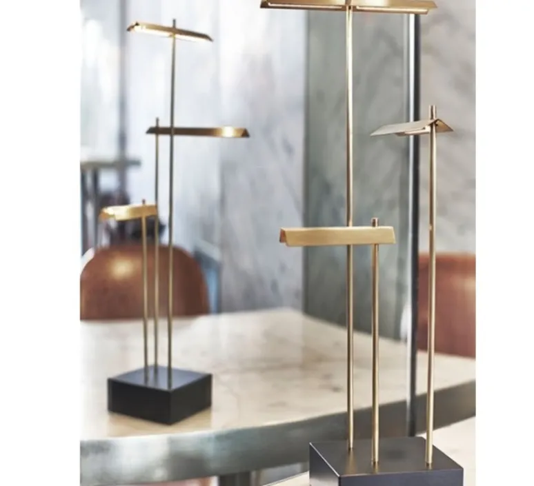 Lampe*DCW éditions Paris Lampe, baladeuse, Cordeless, KNOKKE, LED, 2700k, , L8cm, H35cm - noir et laiton