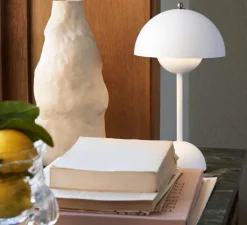 Lampe, Baladeuse, jardin, Flowerpot VP9, blanc mat, IP44, LED, dim, 2700K, 104 lm, Ø16cm, H29,5cm - Andtradition