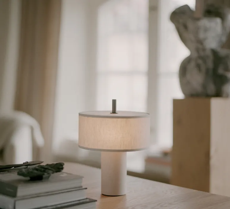 Lampe*New Works Lampe, Baladeuse, Margin, , LED, dim, 2500-2700-3000K, 220 lm, Ø23cm, H31cm - beige