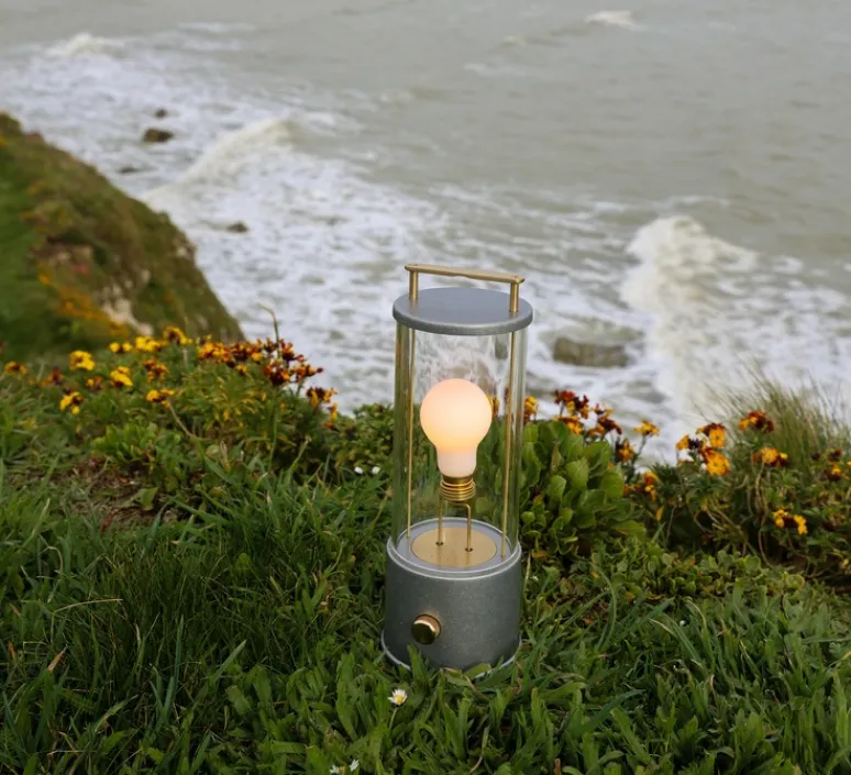 Lampe*Tala Lampe, Baladeuse, The Rugged Muse, , IP65, 2800K, 400lm, Ø12,5cm, H33,8cm - Argent