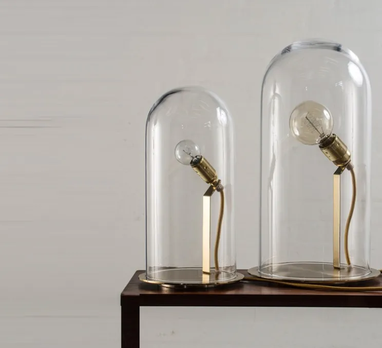 Lampe cloche, Speak up!, transparent, base laiton, H33cm - Ebb and Flow