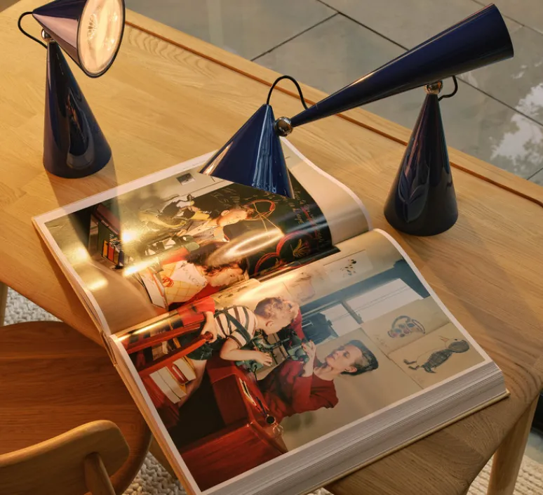 Lampe*Tom Dixon Lampe de bureau, Pose, , LED, dim, 2700K, 800 lm, L17,2cm, H48,8cm - bleu indigo