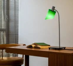 Lampe de bureau, réédition de Charlotte Perriand, vert, L15cm, H51cm - Nemo Lighting