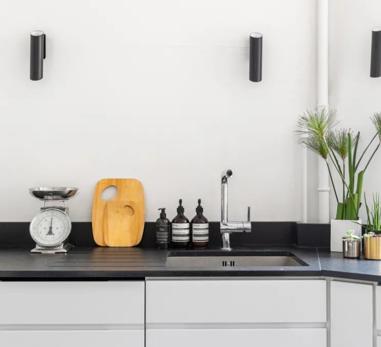 Lampe, PIPISTRELLO, medium, LED, 2700K, 900lm, Dim, marron foncé, H62cm, Ø40cm - Martinelli Luce