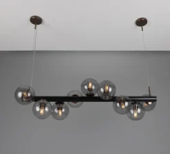 Lustre, Moriarty, noir mat, laiton antique, globe fumé, L127cm, H144,5cm - Mullan Lighting