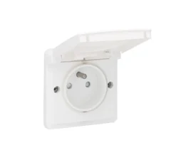 Prise*Niko Mécanisme, Hydro, Simple, Blanc, Prise-2P+T étanche x1, L7,2cm, H7,2cm -