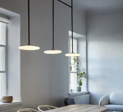 Plafonnier, Ihana, opale et noir, LED, 2700K, 3x1019lm, L168cm, H150cm - Marset