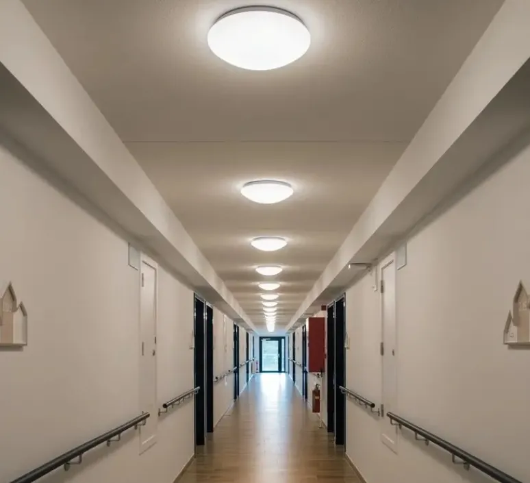 Plafonnier & Spot*SLV Plafonnier, LIPSY DOME 40, , IP44, LED, 3000K/4000K, 2200 lm, Ø35cm, H11cm - blanc