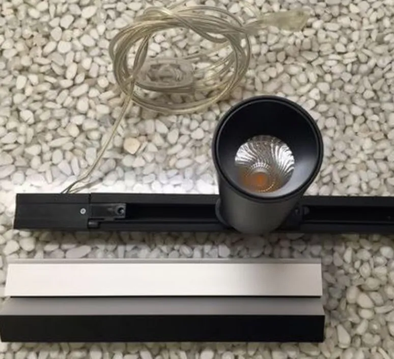 Plafonnier & Spot*DARK Plafonnier, Ninza C, , LED, 2700K, 660 lm, L180cm, H3,5cm - noir