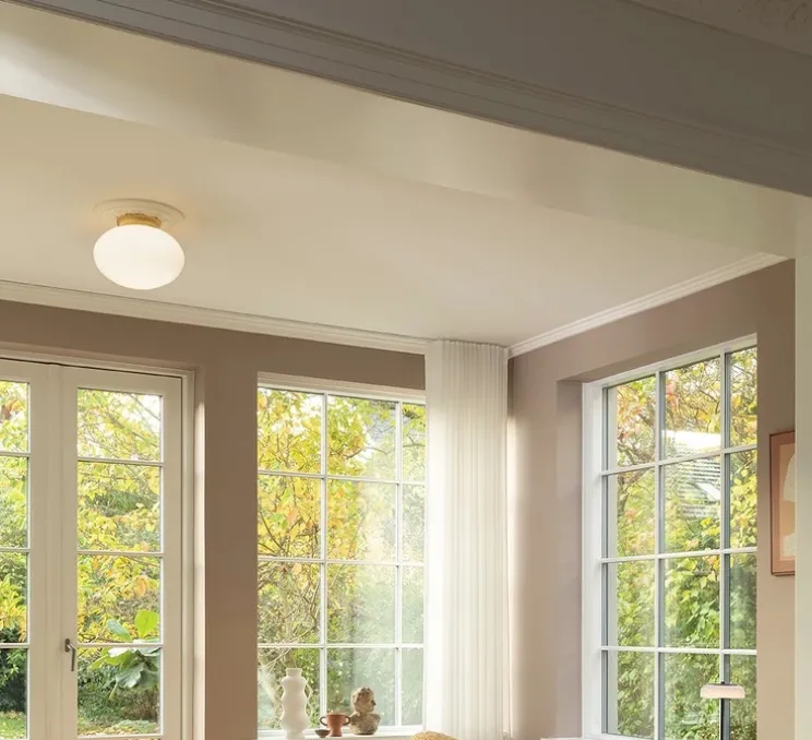 Plafonnier, Rizzatto 301, laiton satiné, opal, IP44, Ø30cm, H22cm - Nuura