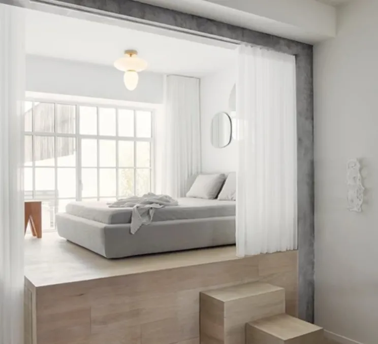 Plafonnier, Rizzatto 42, laiton satiné, opal, Ø40cm, H45cm - Nuura