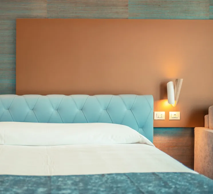 Plafonnier, Tubes Large, blanc/or clair, LED, dim, 2700K, 2x 640 lm, L23cm, H31cm - Nemo Lighting