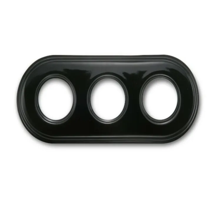 Plaque, Garby Colonial, Garby & Dimbler, Triple, Porcelaine noir, Interrupteur et prise, L24,3cm, H10cm - Fontini
