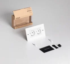 Prise*Buster & Punch Prise, Buster, Double horizontal, Blanc, Prise-Schuko x2, L15cm, H9cm -