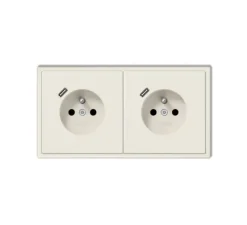 Prise*Jung Prise, LS 990, Double horizontal, Ivoire, Prise-2P+T, x2, Prise-USB C x2, L15,2cm, H8,1cm -