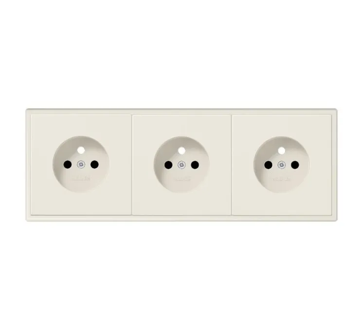 Prise, LS 990, Triple horizontal, Ivoire, Prise-2P+T x3, Ivoire, L22,3cm, H8,1cm - Jung