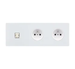 Prise*Modelec Prise, M, Triple horizontal, Blanc mat, Prise-RJ45 x1, Prise-2P+T, x2, L22,2cm, H8cm -