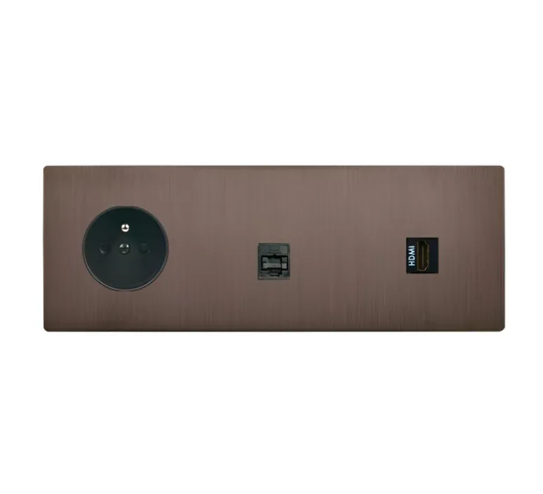 Prise*Modelec Prise, M, Triple horizontal, Canon de fusil, Prise-2P+T x1, Prise-RJ45 x1, Haut parleur x1, L22,2cm, H8cm -