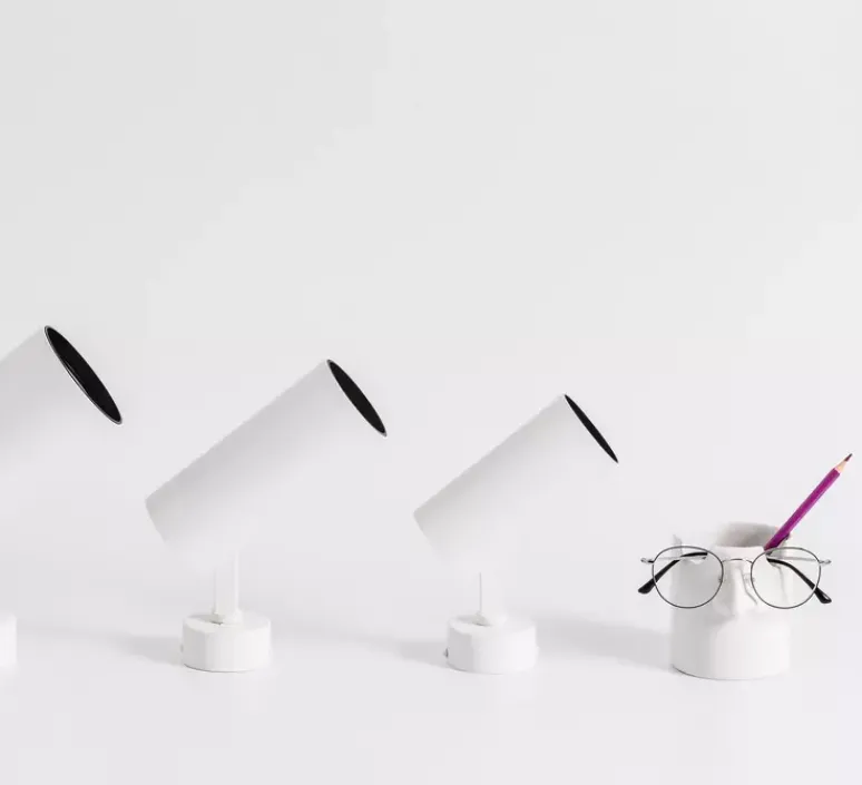 Plafonnier & Spot*Faro Architectural Spot ou applique en saillie, Fost, 35°, CRI>90, , LED, 2700k, 1127lm, Ø6,4cm, H 13.6cm - Faro blanc mat