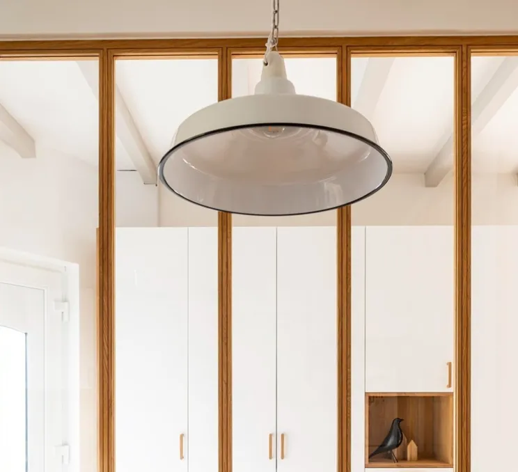 Suspension, Alexandre, email blanc et porcelaine blanche, Ø40cm, H25cm - Zangra