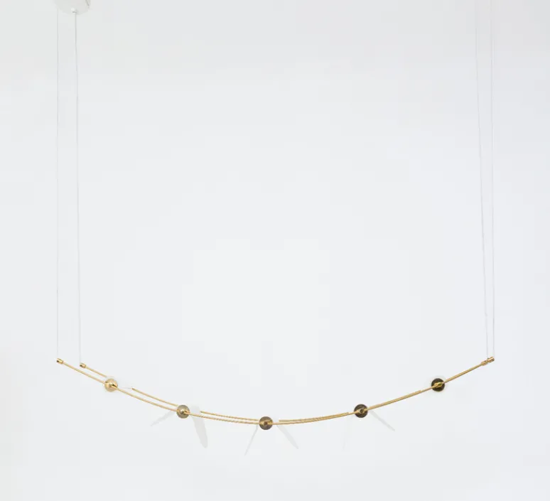 Suspension*OliveLab Suspension, Ali di Luce, 5, , LED, 2700K, 400 lm, L94cm, H160cm - blanc et laiton