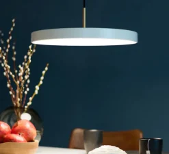 Suspension*Umage Suspension, Asteria Medium plus, , LED, 2400-2700-3000K, 1600lm, Ø43cm, H14cm - blanc perle et laiton