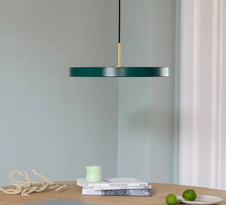 Suspension*Umage Suspension, Asteria Medium plus, , LED, 2400-2700-3000K, 1600lm, Ø43cm, H14cm - vert forêt et laiton