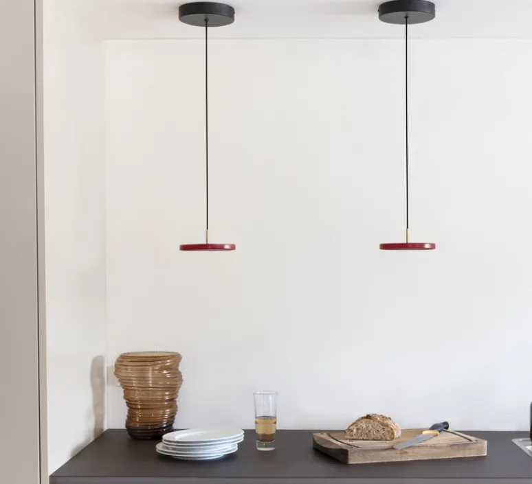 Suspension*Umage Suspension, Asteria Micro, , LED, 3000K, 450 lm, Ø15cm, H5,7cm - rouge rubis