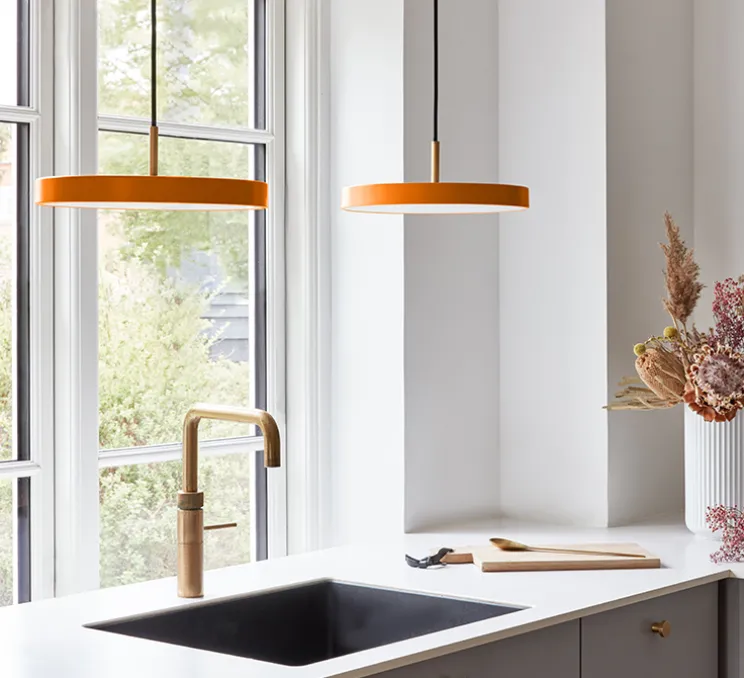 Suspension, Asteria Mini, orange et laiton, LED, 3000K, 1200lm, Ø31cm, H10.5cm - Umage