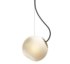 Suspension, Bright Barocco câble noir, laiton, blanc, Ø20cm, H20cm - Nordic Tales