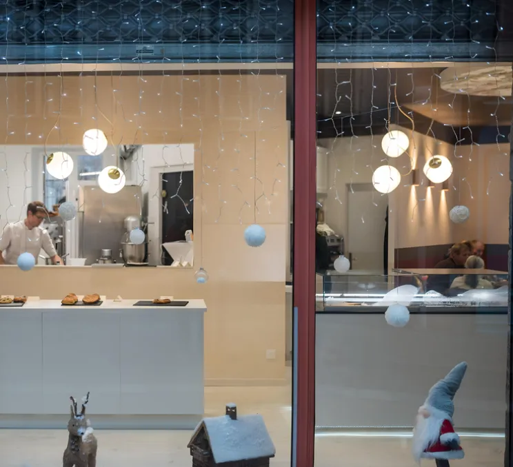 Suspension, Bright Barocco câble crème, laiton, blanc, Ø20cm, H20cm - Nordic Tales