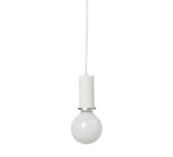 Suspension, Collect Lighting, abat-jour Angle, socket low, blanc, Ø58cm, H20,7cm - Ferm Living