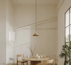 Suspension, cone shade medium, laiton brossé, Ø36cm, H12,2cm - Frama