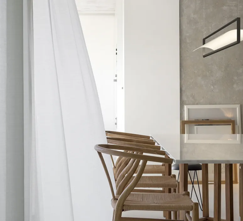 Suspension*Vibia Suspension, Kontur 6438, , LED, 2700K, 3876lm, Ø16cm, H162cm - blanc et noir