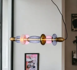 Suspension*Elements lighting Suspension, Léonor horizontale, , L82,6cm, H15cm - rose, doré miroir, fumé