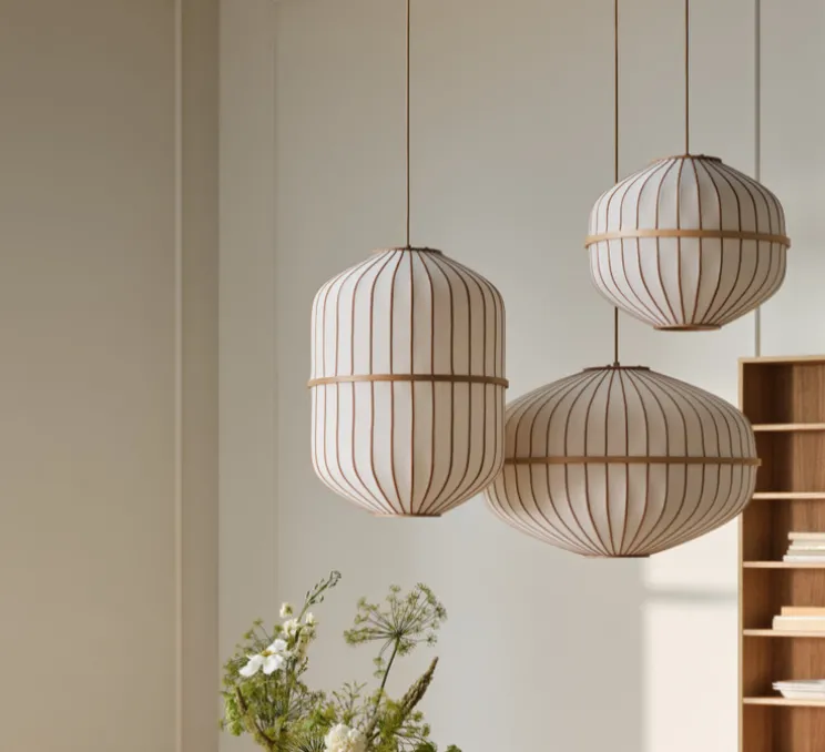 Suspension, Lucén Cylinder, abat-jour tissu sable, chêne huilé, Ø40cm, H54cm - Bolia